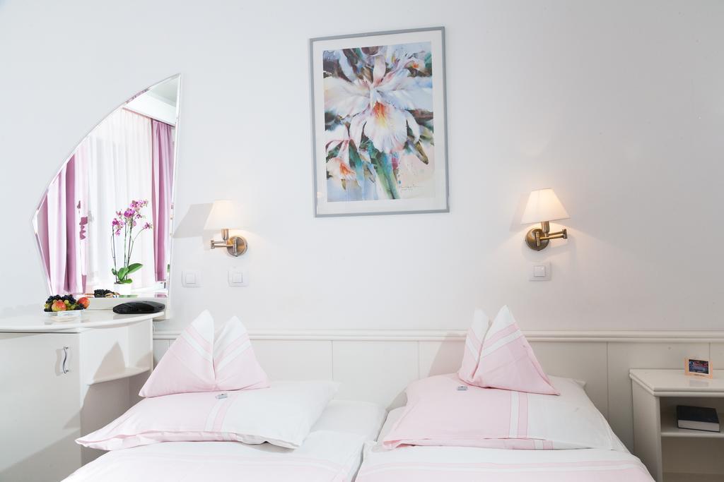 Hotel Fabian Panzio Kecskemét Pokój zdjęcie